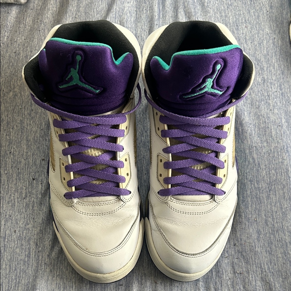Air Jordan Retro 5 “Grape” 2013 release
